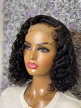 Load image into Gallery viewer, Oh She CURLY 😍 bob