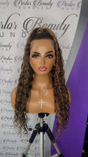 Load image into Gallery viewer, Znuie Highlight wig